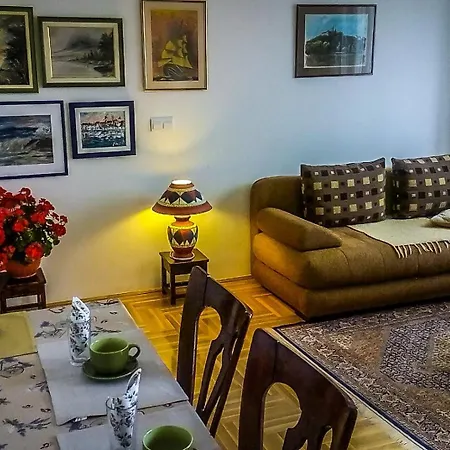 Апартаменти With Parking Space Mastrinka, Ciovo - 24035 Трогір