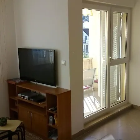 Apartment With A Parking Space Mastrinka, Ciovo - 24035