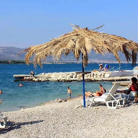 شقة With Parking Space Mastrinka, Ciovo - 24035 *